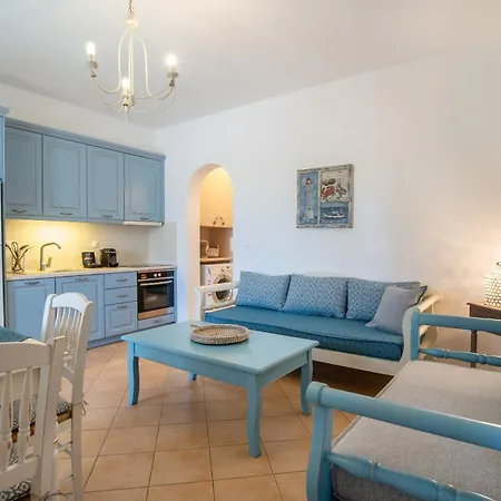 9 Muses Thalia Apartment *